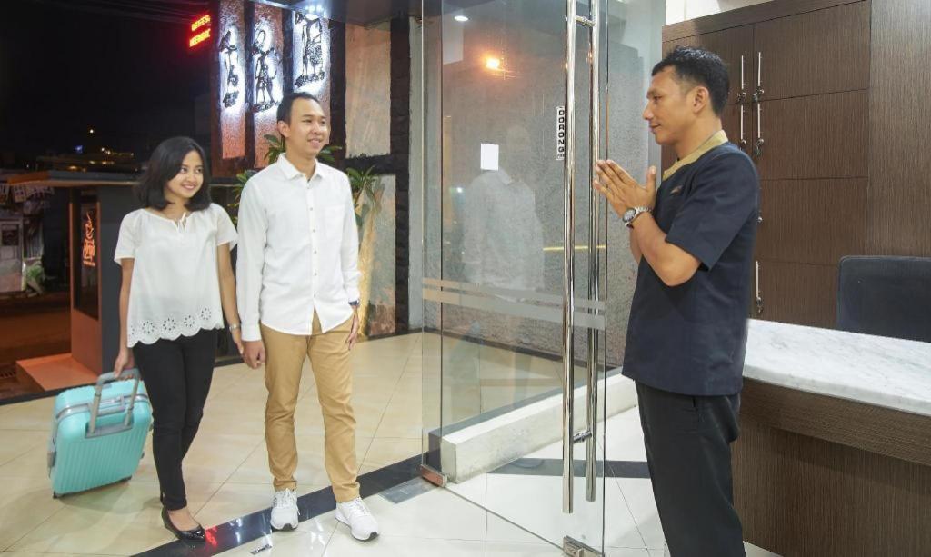 Grage Jogja Hotel ジョグジャカルタ エクステリア 写真