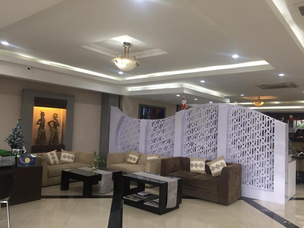 Grage Jogja Hotel ジョグジャカルタ エクステリア 写真
