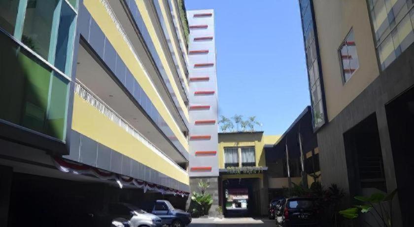 Grage Jogja Hotel ジョグジャカルタ エクステリア 写真